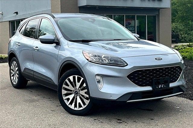 2022 Ford Escape Titanium