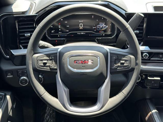 2025 GMC Sierra 3500HD 4WD Crew Cab Standard Bed SLT