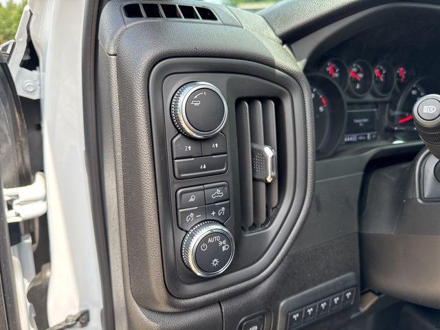 2025 GMC Sierra 3500HD Pro
