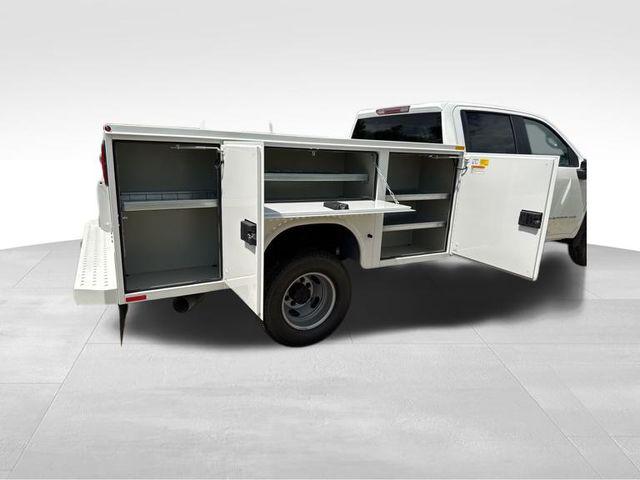 2025 GMC Sierra 3500HD Pro