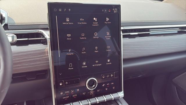 2024 GMC Sierra Denali Edition 1