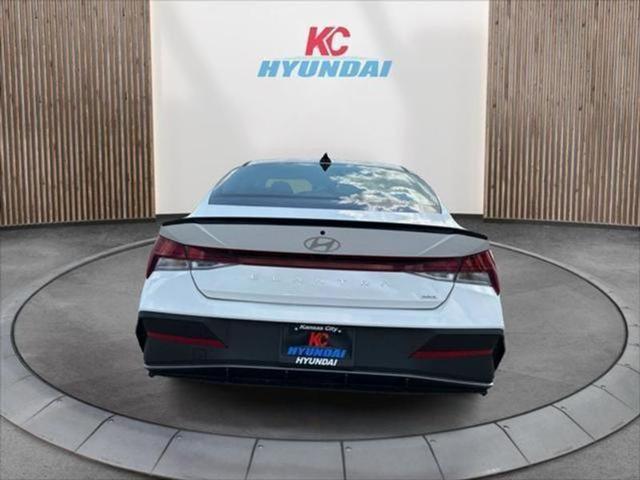 2025 Hyundai Elantra Hybrid SEL Sport
