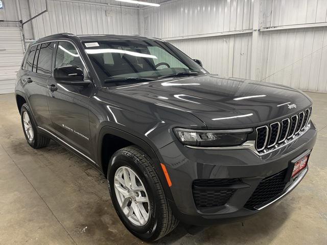 2025 Jeep Grand Cherokee GRAND CHEROKEE LAREDO X 4X2