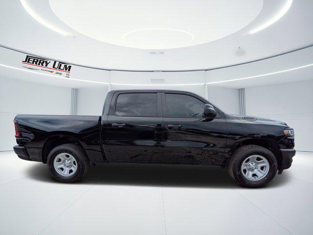 2026 RAM Ram 1500 RAM 1500 TRADESMAN CREW CAB 4X4 57 BOX