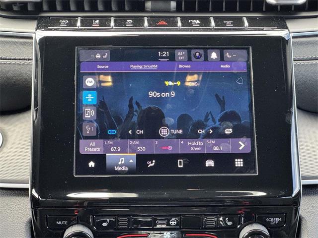 2025 Jeep Grand Cherokee GRAND CHEROKEE L ALTITUDE 4X4