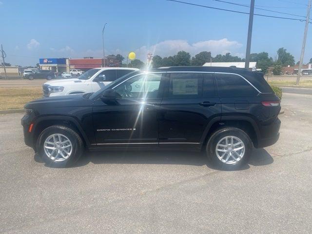 2025 Jeep Grand Cherokee GRAND CHEROKEE LAREDO X 4X2