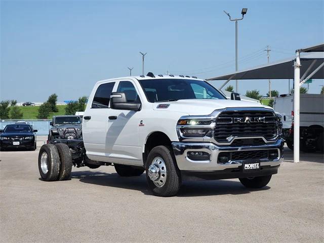 2025 RAM Ram 3500 Chassis Cab RAM 3500 TRADESMAN CREW CAB CHASSIS 4X4 60 CA