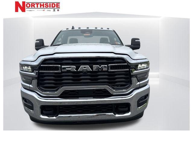 2025 RAM Ram 3500 Chassis Cab RAM 3500 TRADESMAN CHASSIS REGULAR CAB 4X4 84 CA 2025 RAM Ram 3500 Chassis Cab RAM 3500 TRADESMAN CHASSIS REGULAR CAB 4X4 84 CA