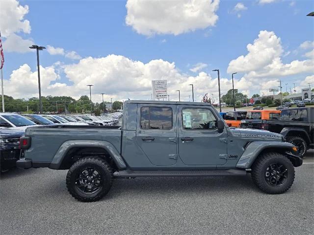 2025 Jeep Gladiator GLADIATOR HIGH TIDE 4X4 2025 Jeep Gladiator GLADIATOR HIGH TIDE 4X4