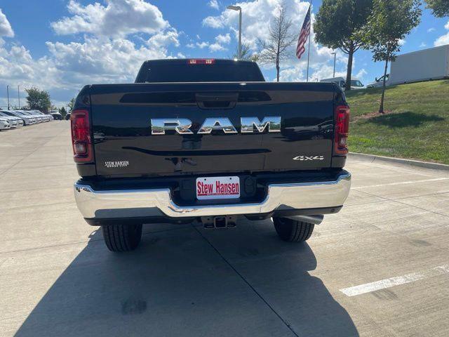 2025 Ram 2500 Tradesman Crew Cab 4x4 6'4" Box