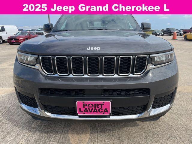 2025 Jeep Grand Cherokee GRAND CHEROKEE L LAREDO X 4X2