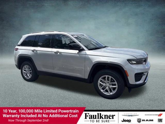2025 Jeep Grand Cherokee GRAND CHEROKEE LAREDO X 4X4