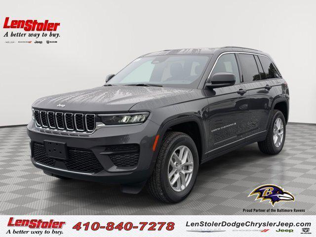 2025 Jeep Grand Cherokee GRAND CHEROKEE LAREDO X 4X4