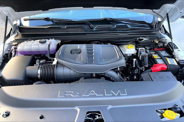 2026 Ram 1500 Limited Crew Cab 4x4 5'7" Box