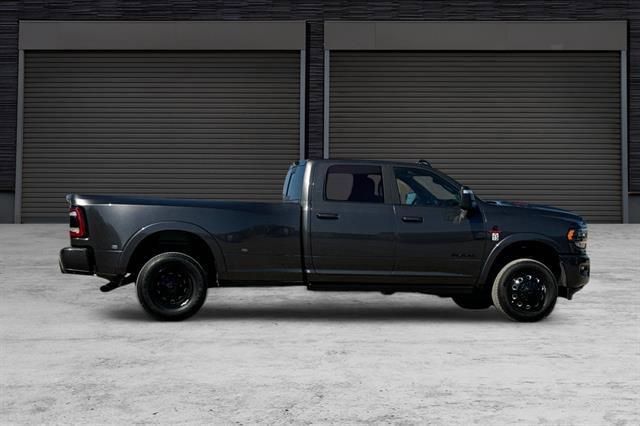 2024 RAM 3500 Limited Crew Cab 4x4 8 Box