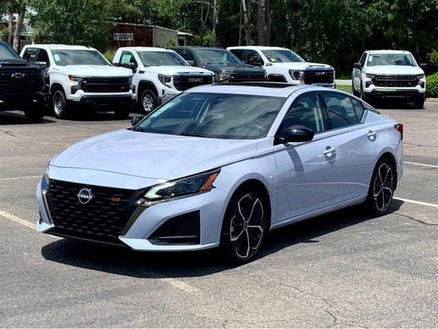 2024 Nissan Altima SR FWD