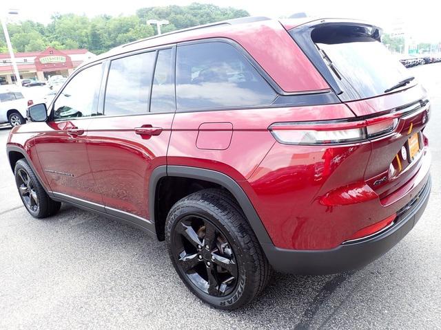 2022 Jeep Grand Cherokee Altitude 4x4