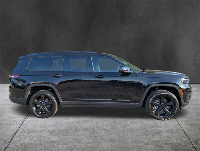 2023 Jeep Grand Cherokee L Altitude 4x2