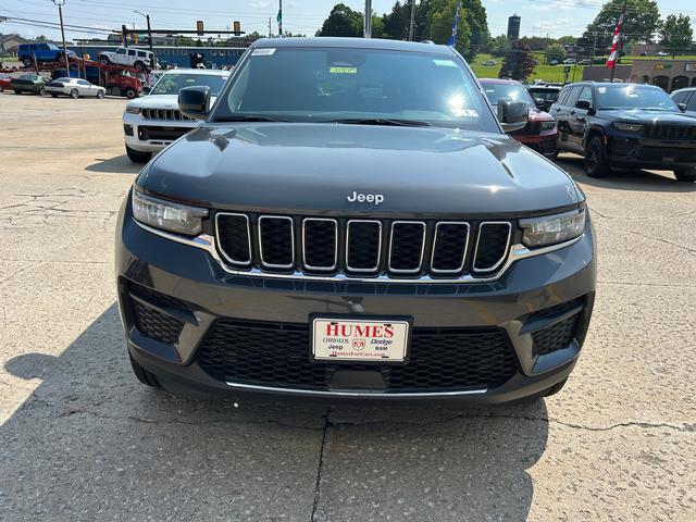2025 Jeep Grand Cherokee GRAND CHEROKEE LAREDO 4X4