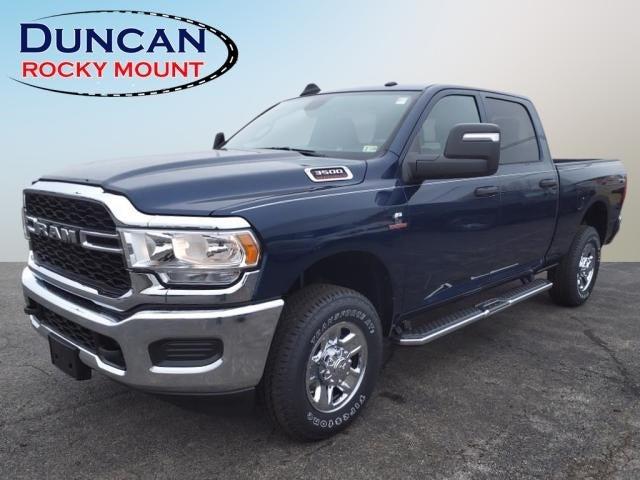 2024 RAM 3500 Tradesman Crew Cab 4x4 64 Box