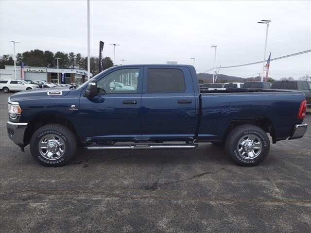 2024 RAM 3500 Tradesman Crew Cab 4x4 64 Box