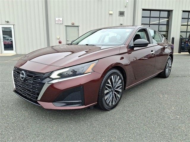 2024 Nissan Altima SV FWD