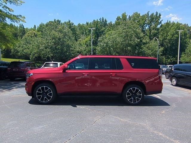 2023 Chevrolet Suburban 4WD RST