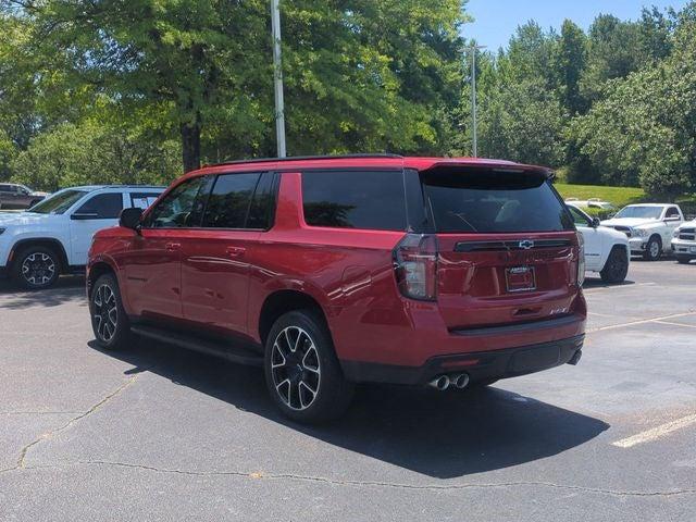 2023 Chevrolet Suburban 4WD RST