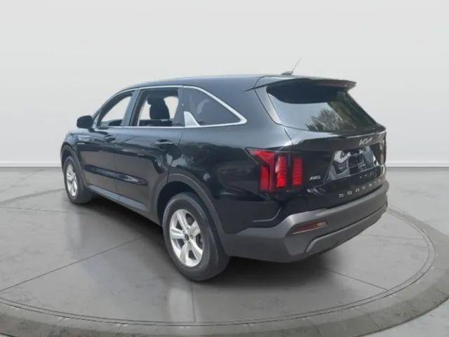 2022 Kia Sorento LX
