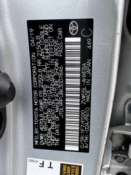 2019 Toyota Prius LE