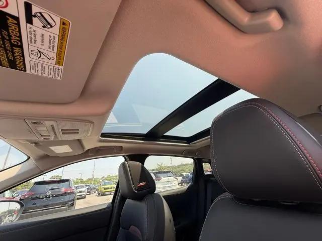 2025 Nissan Kicks SR Intelligent AWD