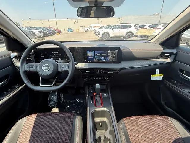 2025 Nissan Kicks SR Intelligent AWD