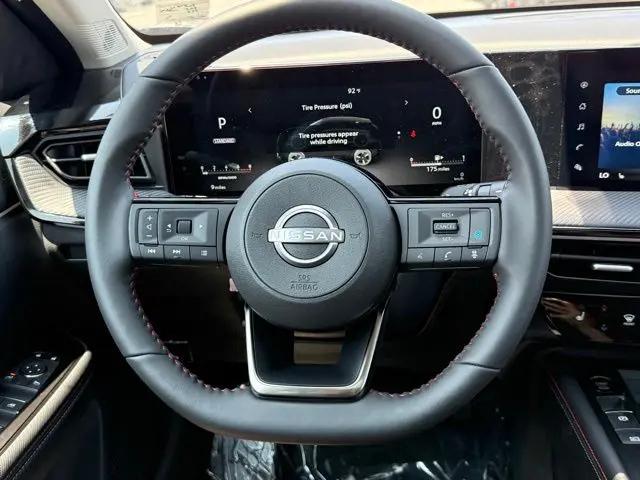 2025 Nissan Kicks SR Intelligent AWD