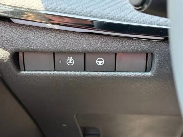 2025 Nissan Kicks SR Intelligent AWD