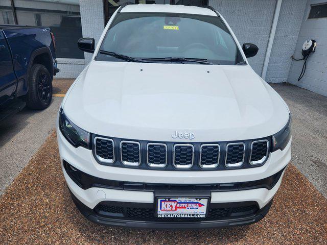2025 Jeep Compass COMPASS LATITUDE 4X4