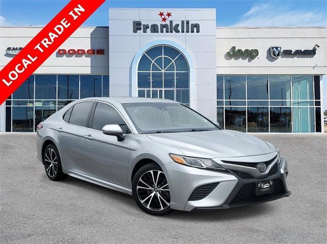 2018 Toyota Camry SE