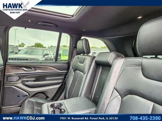 2022 Jeep Grand Cherokee Overland 4x4