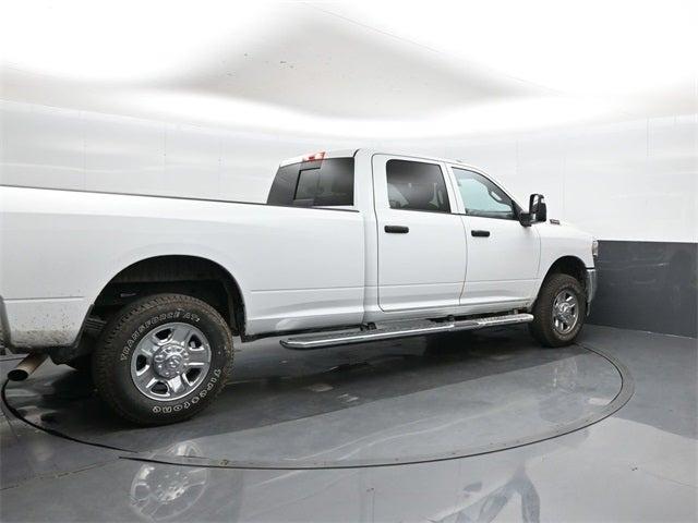2024 RAM 3500 Tradesman Crew Cab 4x4 8 Box