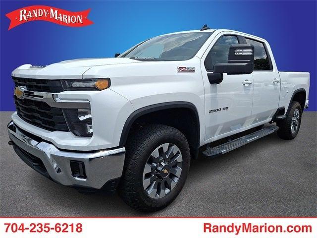 2024 Chevrolet Silverado 2500HD 4WD Crew Cab Standard Bed LT