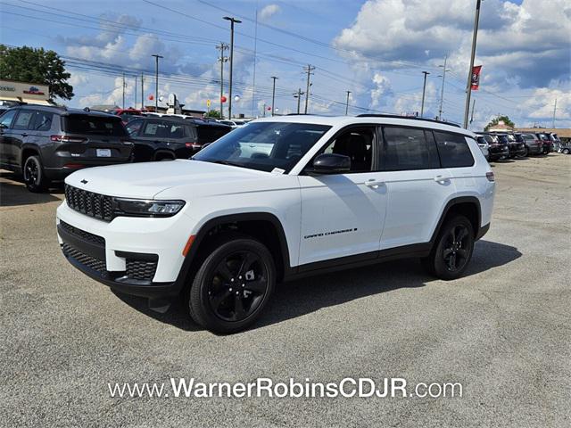 2025 Jeep Grand Cherokee GRAND CHEROKEE L ALTITUDE X 4X4