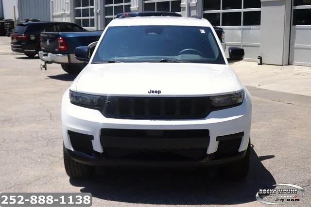 2023 Jeep Grand Cherokee L Altitude 4x2