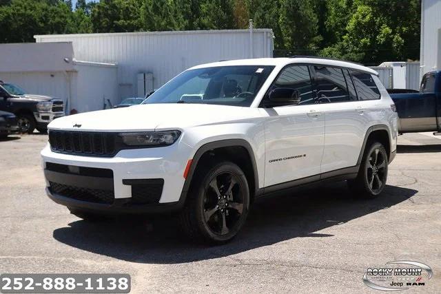 2023 Jeep Grand Cherokee L Altitude 4x2