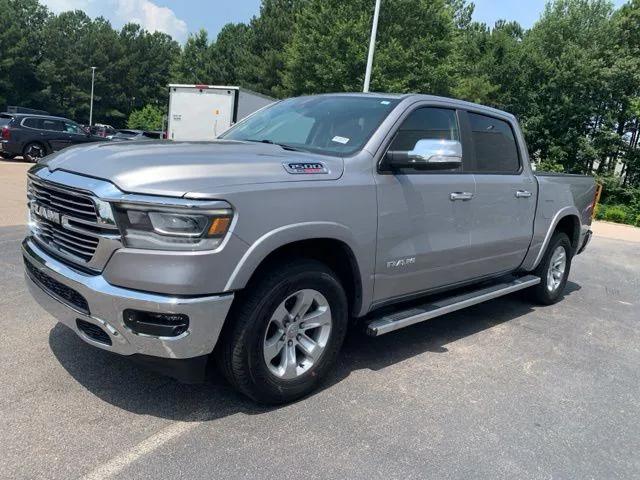 2022 RAM 1500 Laramie Crew Cab 4x2 57 Box