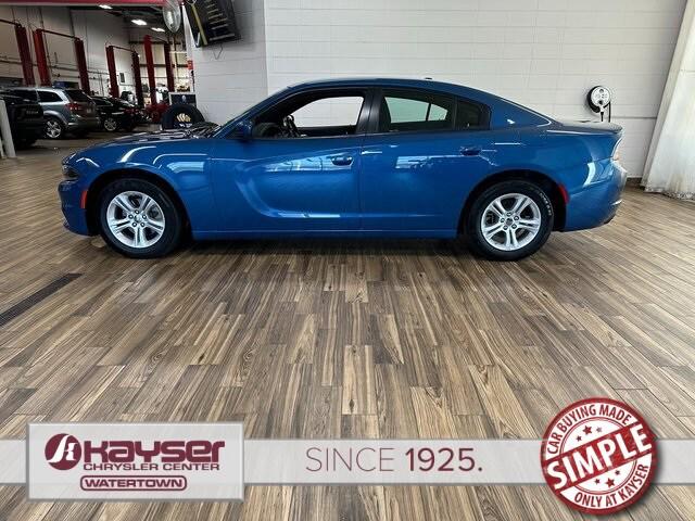 2022 Dodge Charger SXT RWD