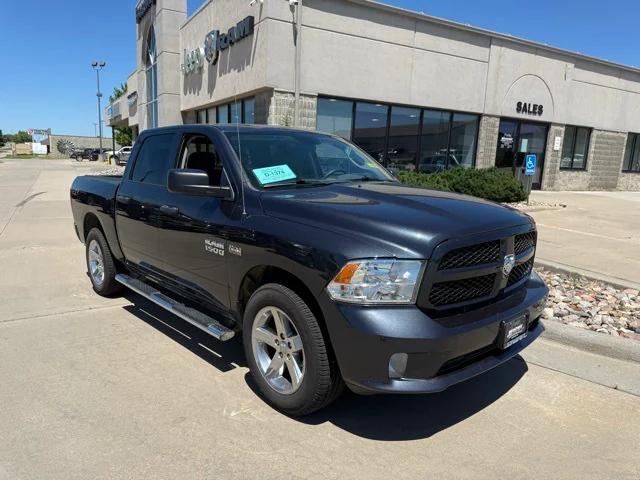 2018 RAM 1500 Express Crew Cab 4x4 57 Box