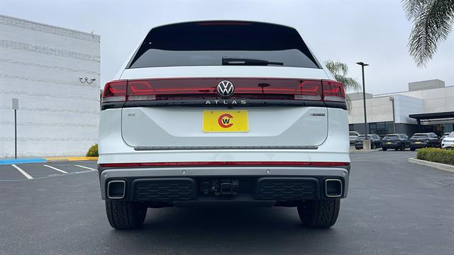 2025 Volkswagen Atlas 2.0T Peak Edition
