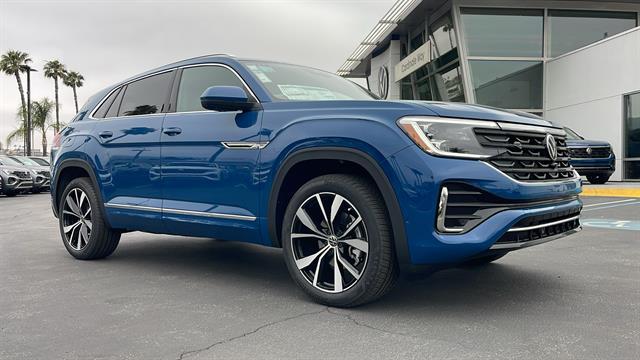 2025 Volkswagen Atlas Cross Sport 2.0T SEL Premium R-Line for sale in Corona, CA