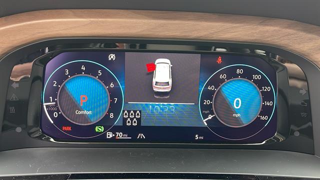 2025 Volkswagen Atlas 2.0T SE w/Technology