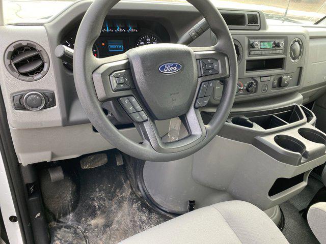 2025 Ford E-450 Cutaway Base