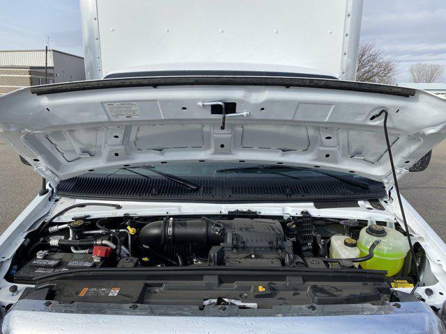2025 Ford E-450 Cutaway Base